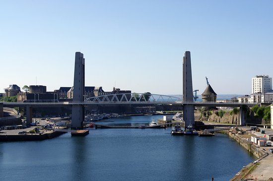 Pont de Recouvrance