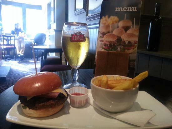 The Metropolitan Tavern