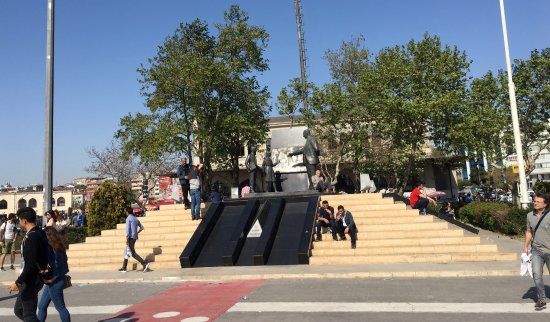 Statue of Ataturk & Children