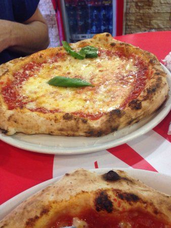 Pizzeria Da Enzo 26