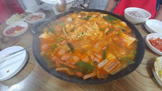 Bonghwang Sausage Stew