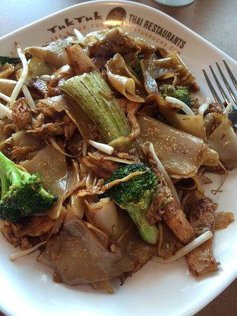 Tuk Tuk Thai Grill