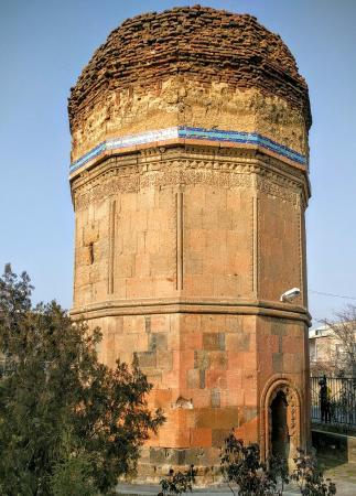 Mausoleum of Turkmen Emirs