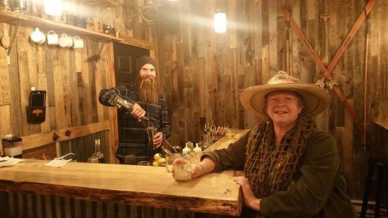 Mobb Mountain Distillers