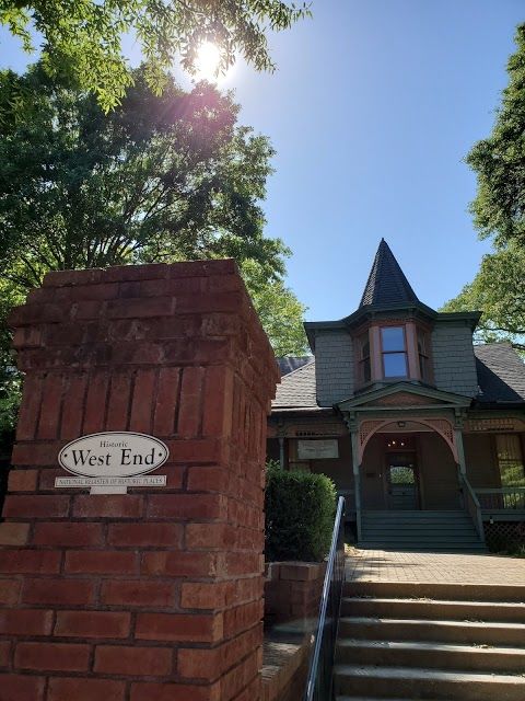 Hammonds House Museum