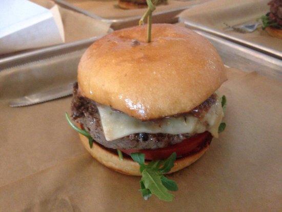 Hopdoddy Burger Bar