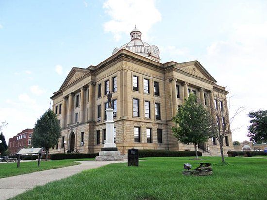 Lincoln County Illinois Courthouse