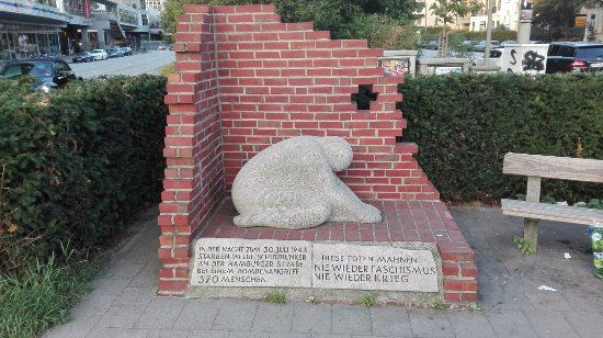 Mahnmal für die Bombenopfer