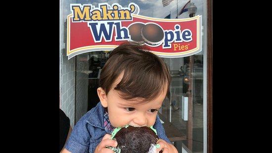 Makin' Whoopie Pies