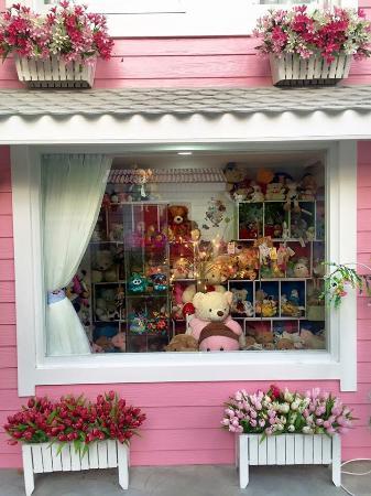 The Barn House and Restaurant