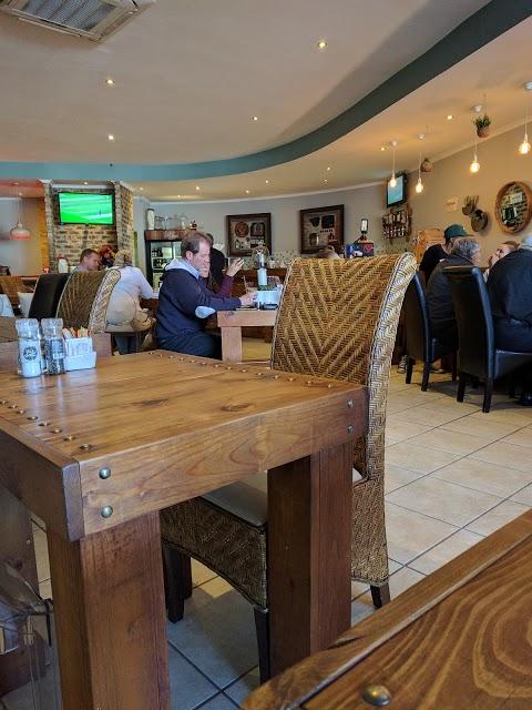 LEjiT Lekker Restaurant