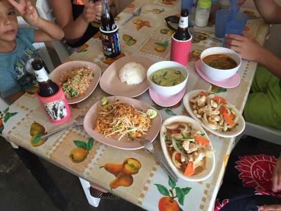 Home's Food Thai Food