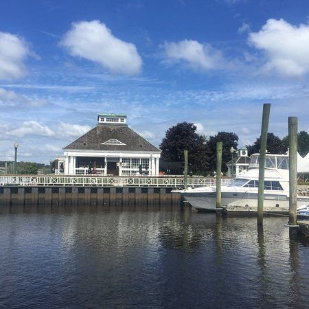 Marina at American Wharf