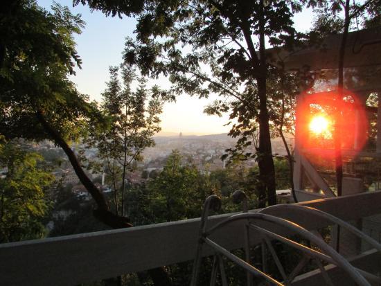 Caffe Kamarija-Point of view