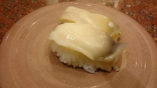 Rotating Sushi Waraku Yamahana