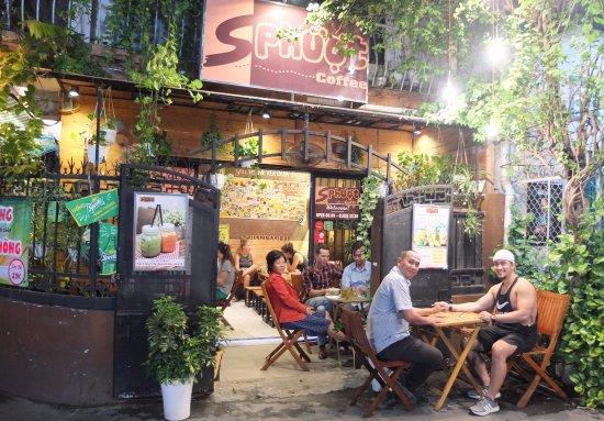 S Phuot Coffee & Dorm