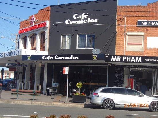 Cafe Carmelos
