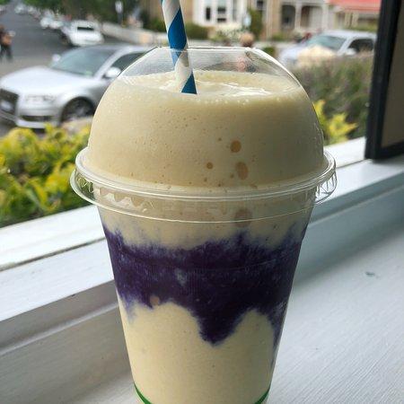 Kombi Cafe & Smoothie Bar