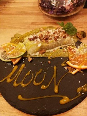 Moon Restaurant Berlin