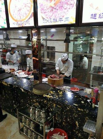 ChaoShan DaMu Beef Hot Pot Cheng