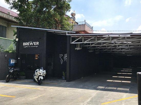 Brewer Coffee & Roastery