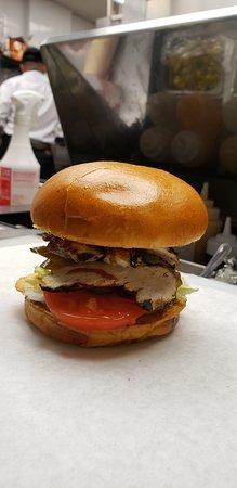 YoYo Burgers and Chicken