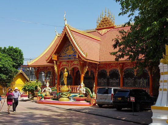 Wat Si Muang