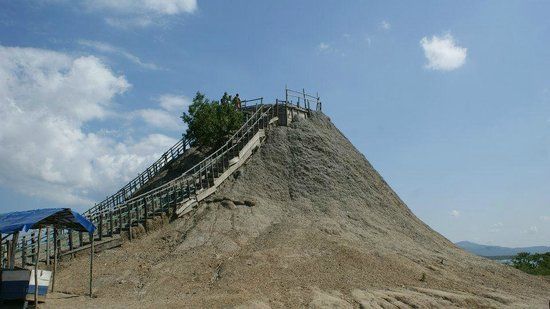 Volcan de Lodo El Totumo