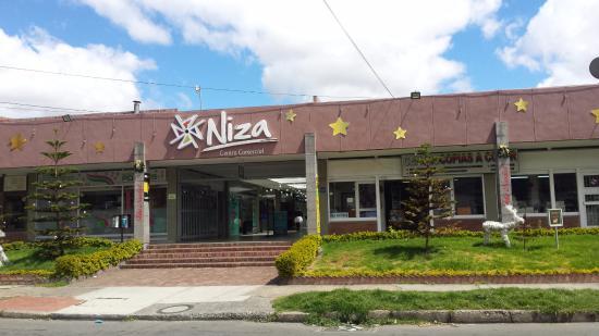 Centro Comercial Niza