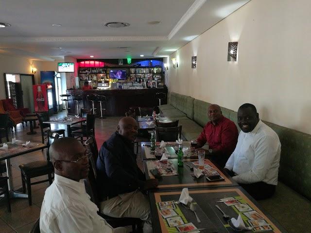 Flavours Pub & Grill