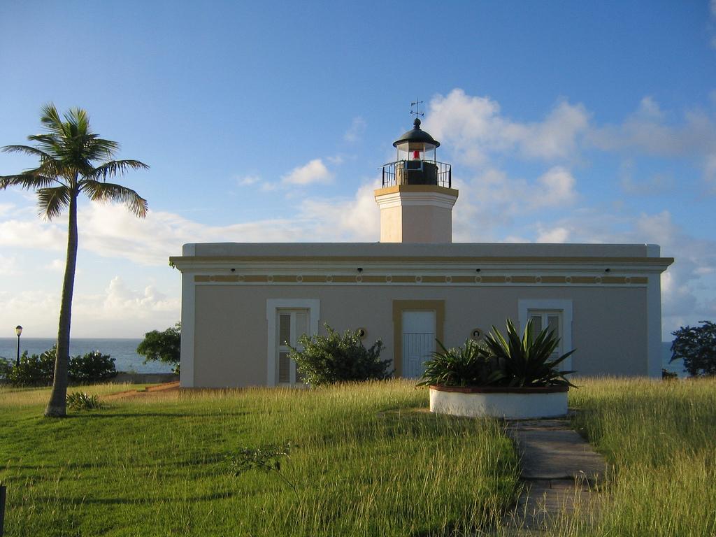 Punta Mulas Lighthouse