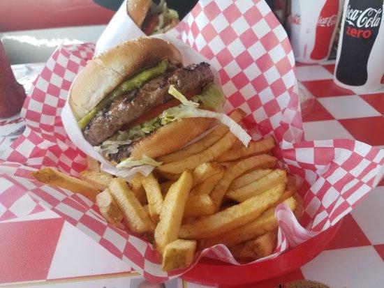 Mad Madeline's Grill