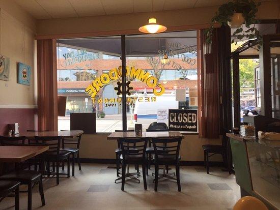 Commodore Restaurant