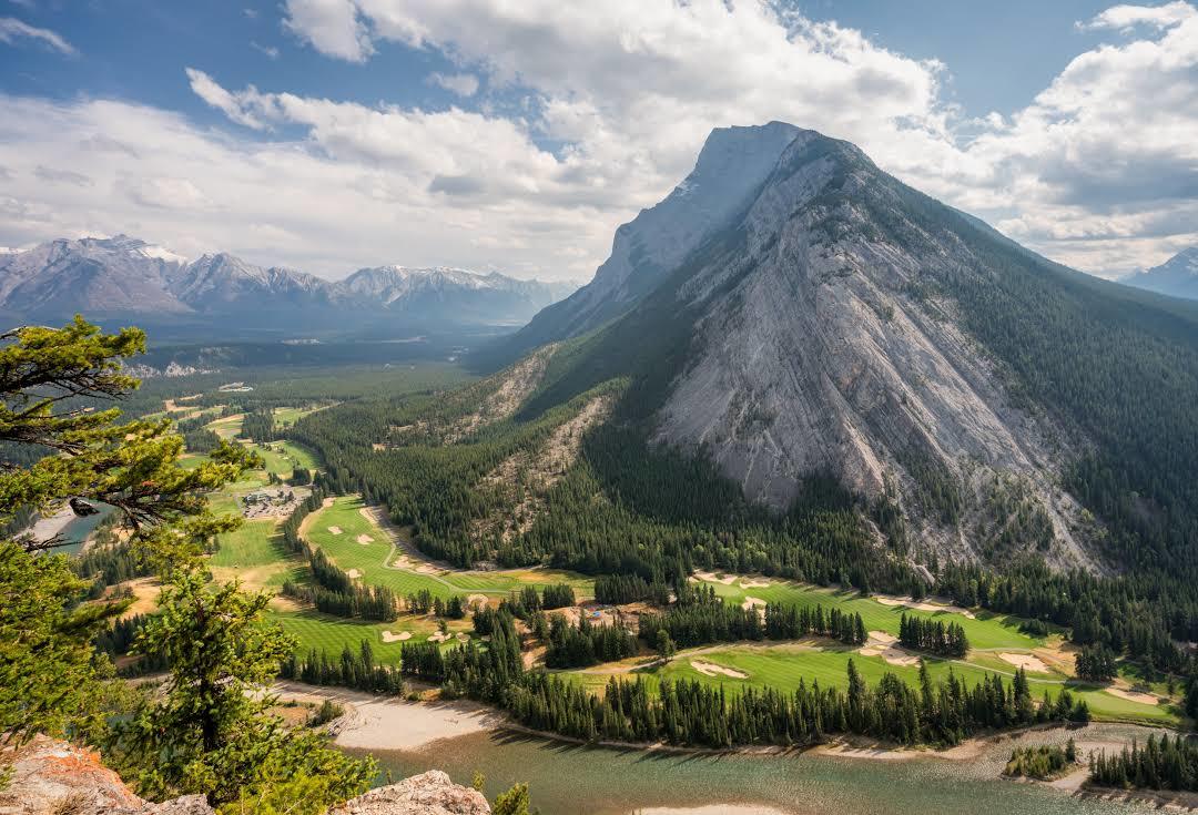 Tunnel Mountain Trail