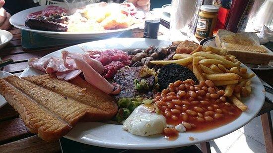 Maggie's Cafe & Restaurant