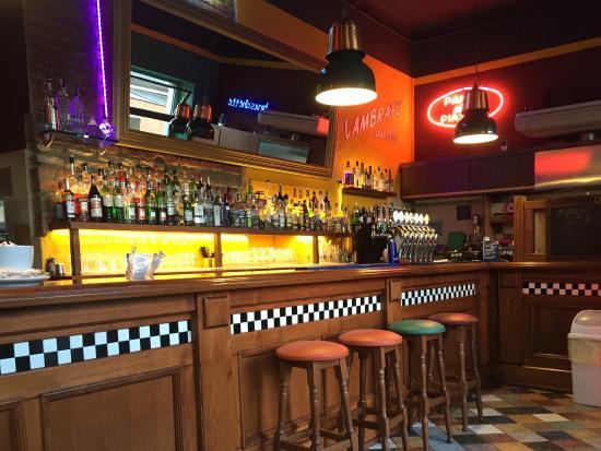Neon Pub