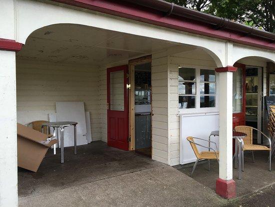 James' at the Putting Green