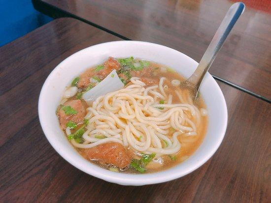 Yang Crispy Spare Rib Noodle