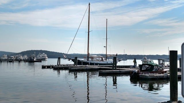 Connecticut River Museum