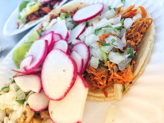 Leo's Taco Truck Inc