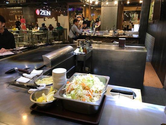 Food Republik Siam Center
