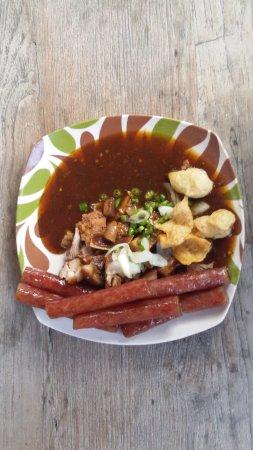 Siobak Singaraja Khe Lok