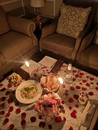 Le Cafeier Cafe & Lounge