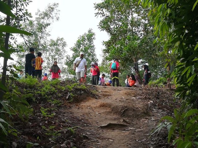 Melati Hill Trailhead