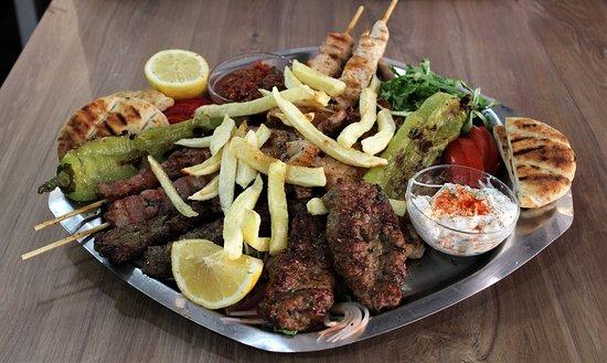 Piatsa Kalamaki O Petros