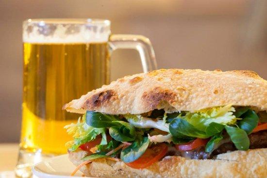 Officina Metropolis Pub