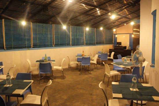Roy's Cafe