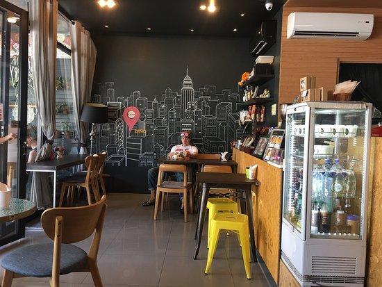 Zeno Cafe