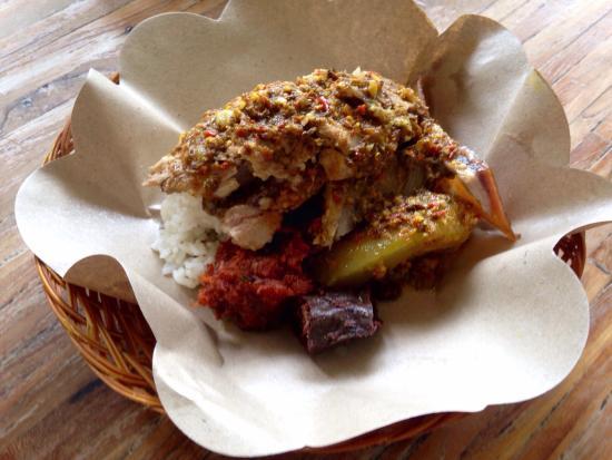 Warung Babi Guling Ibu Desak Raka