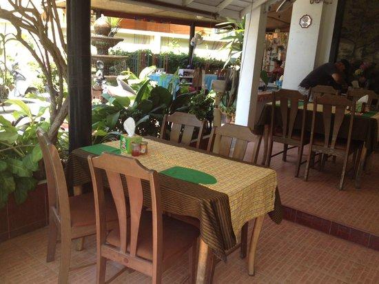 The Breakfast Hut